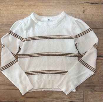Pull fille 10 ans – Très bon état 