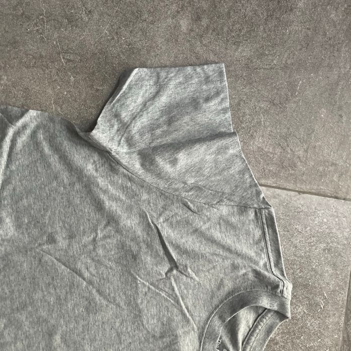 Tee shirt neuf Nike - photo numéro 3