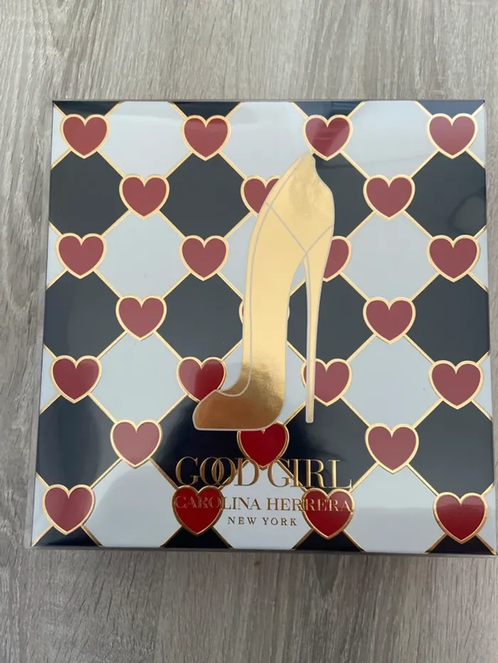 Coffret parfum Carolina herrera good girl Neuf