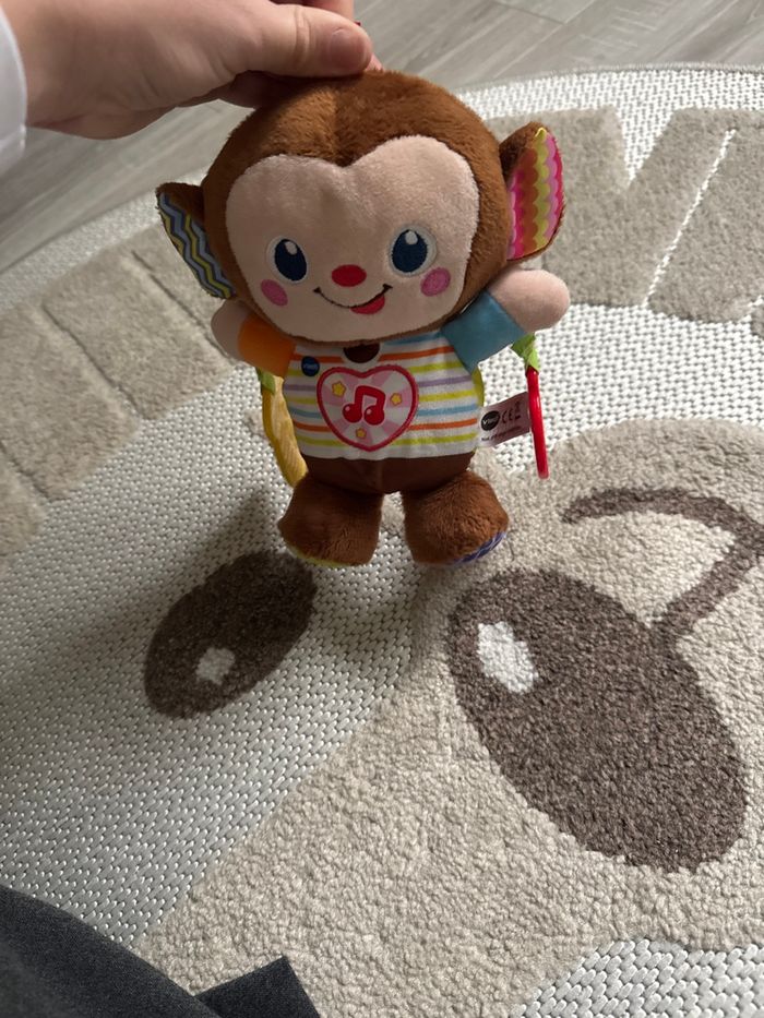 Peluche Noé Petit Singe d'activités