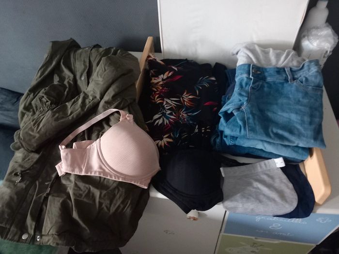 Lot vêtements de grossesse
