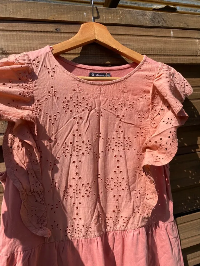 Robe à dentelle - photo numéro 3