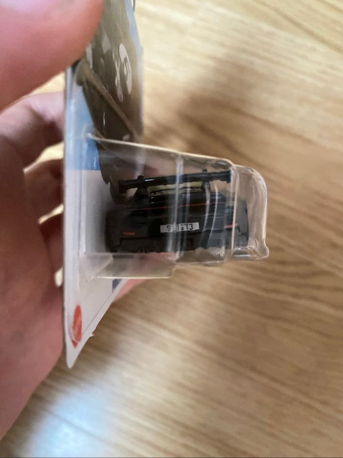 Hot Wheels  | Mainline | Race Day | Porsche 911 GT3 | 1/10 | HYX17-N521 - 5785 - photo numéro 2