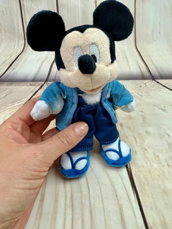 Peluche Disney store Japon Mickey Kimono japonais - photo numéro 3