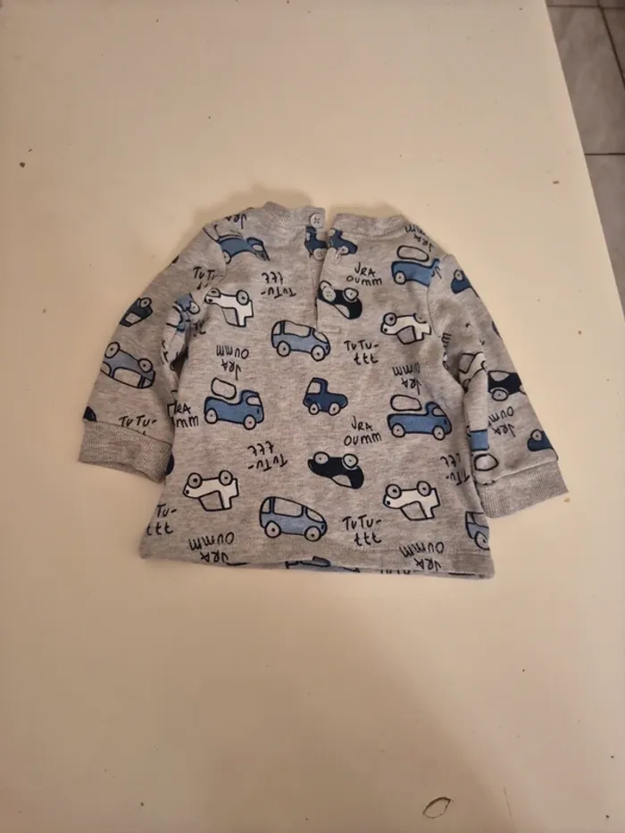 Pull 6 mois - photo numéro 3