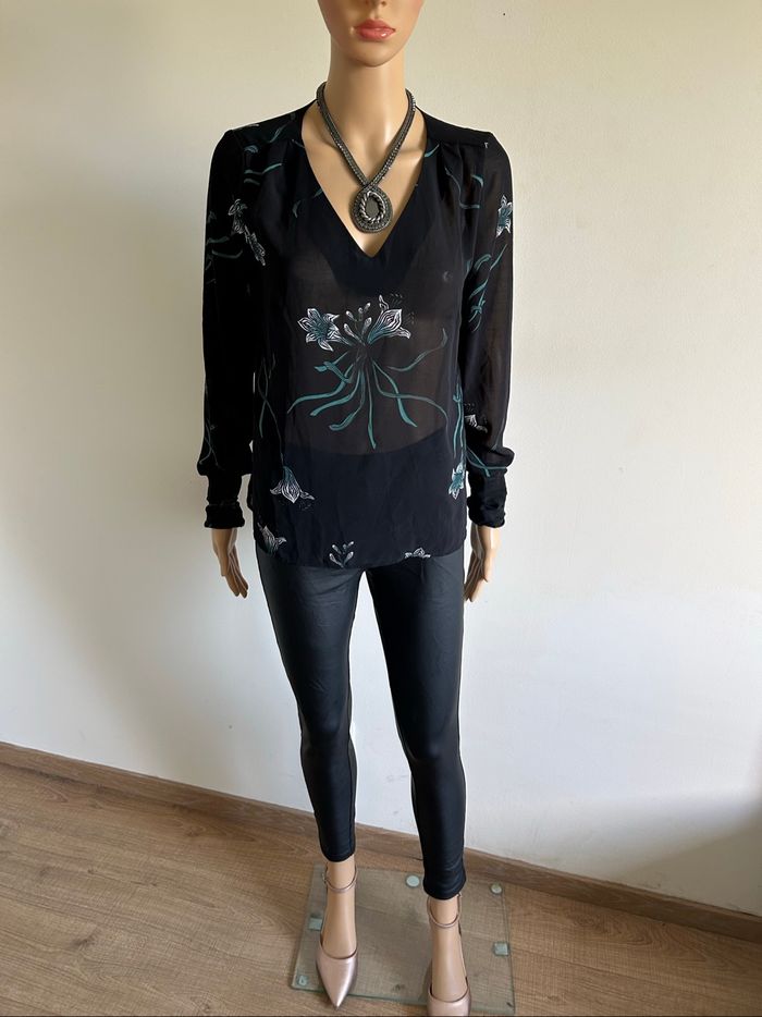 Blouse noire et imprimée à manches longues LPB Woman taille S TBE - photo numéro 3