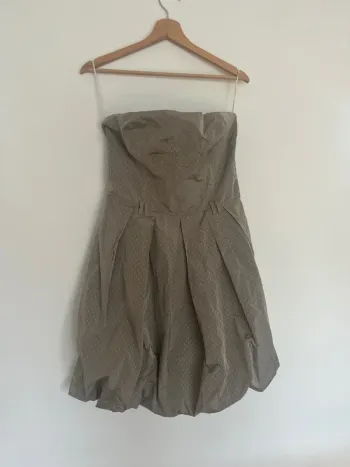 Robe courte