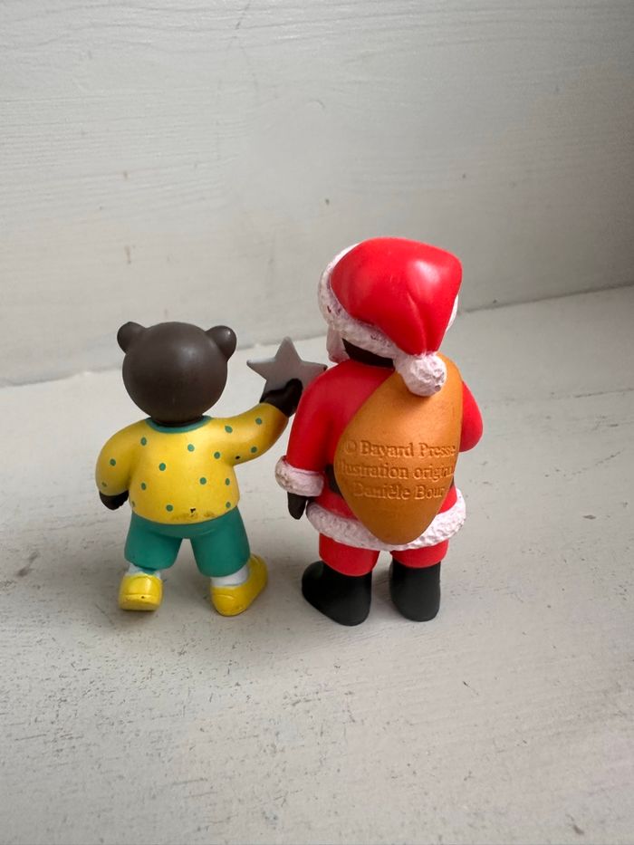 Figurine petit ours brun Noël