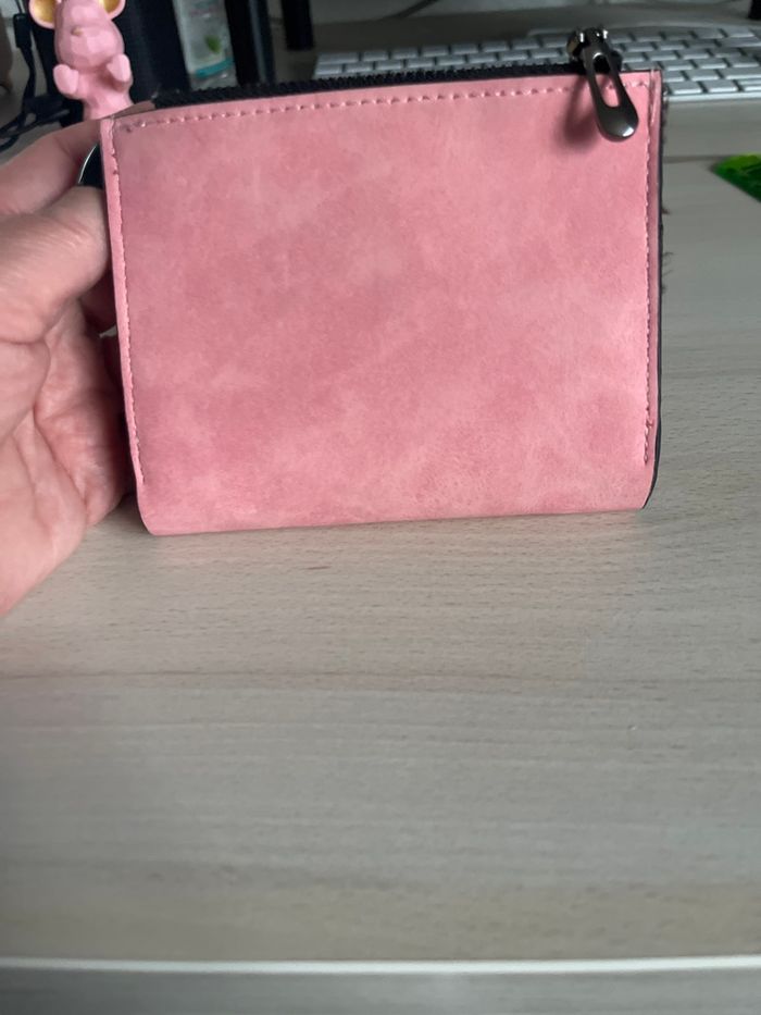 Portefeuille - photo numéro 2