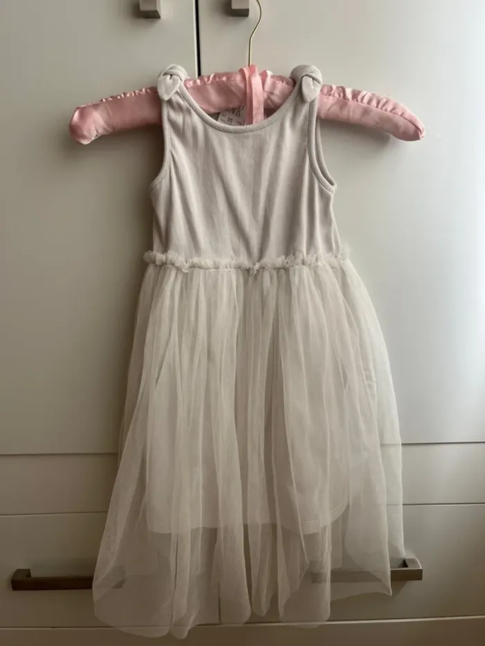 🤍 Robe en tulle blanche Zara – 6 ans 🤍