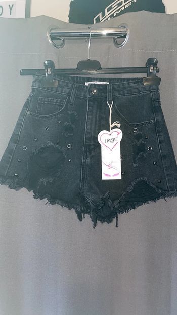 Short en jean troué