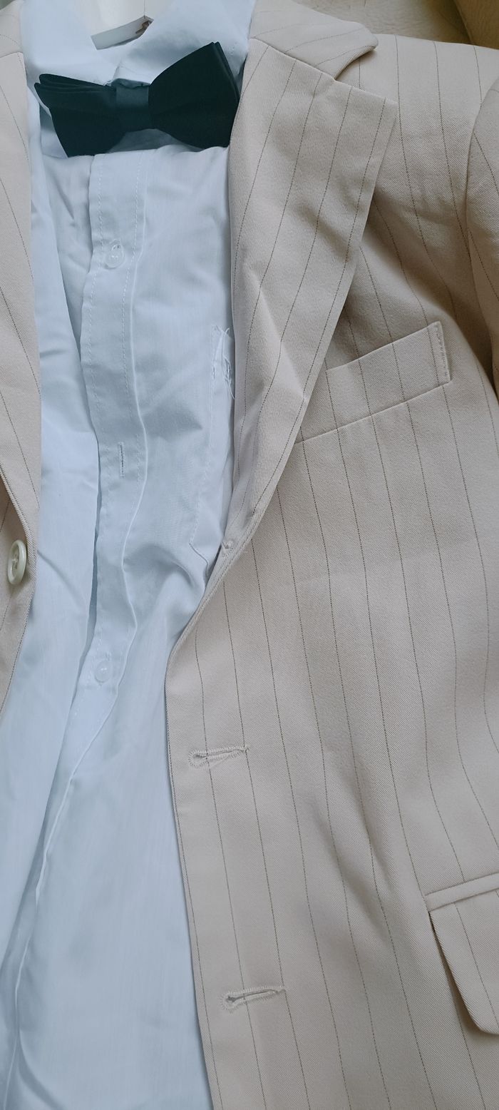 Costume complet veste chemise pantalon et noeud papillon taille 14 ans - photo numéro 3