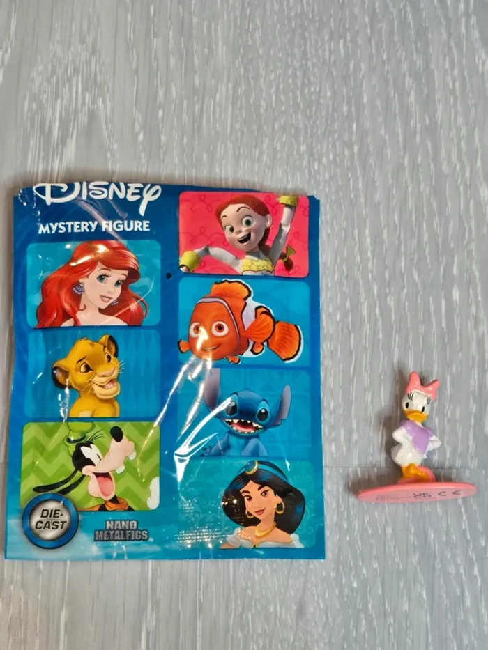Figurine Disney Nano Metalfigs série 2 Daisy Duck