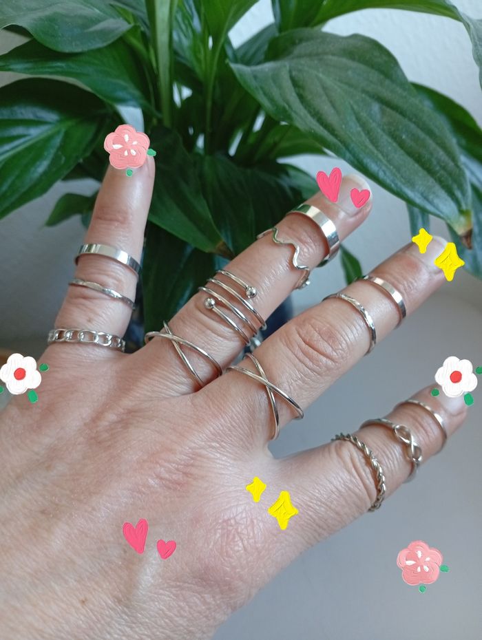 Lot 13 bagues en métal argenté