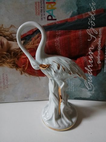 Flamand rose en porcelaine
