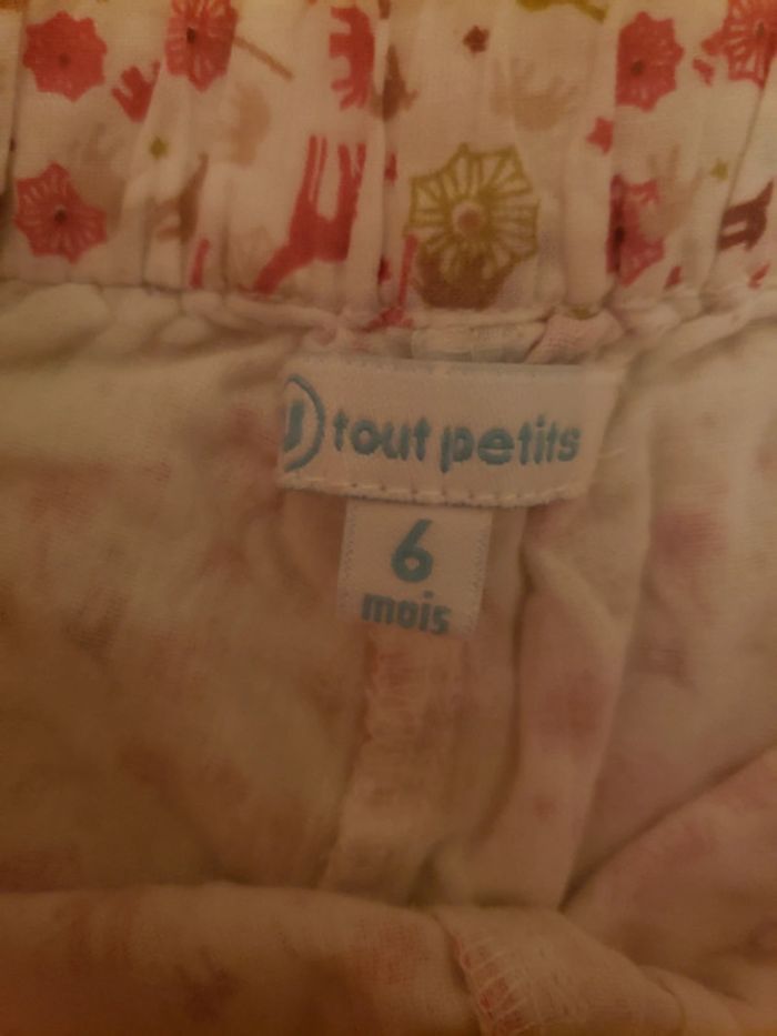 Pantalon 🎀 Super U 6 mois 1€ - photo numéro 3