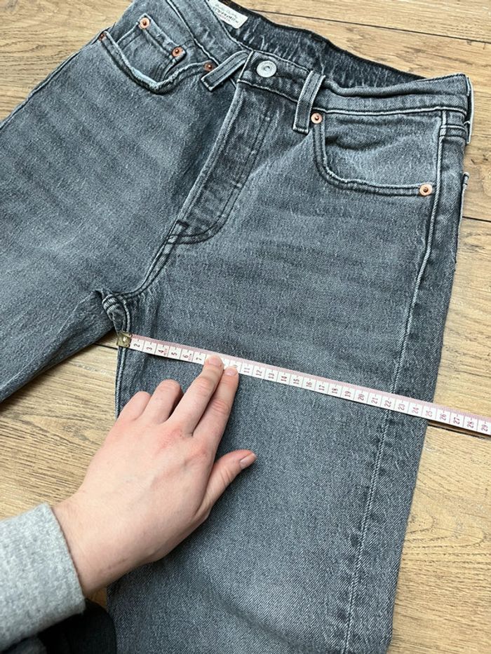 Jeans Lévis gris en parfait état coupe droit 501 W24 L26 - photo numéro 11