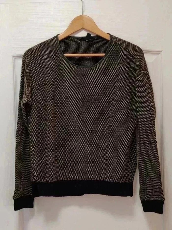 Pull noir et doré Jennyfer 38 col simili cuir Jennyfer Beebs