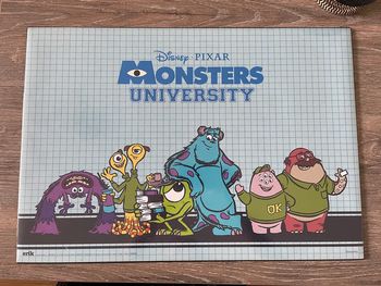 Sous-main monstre et compagnie