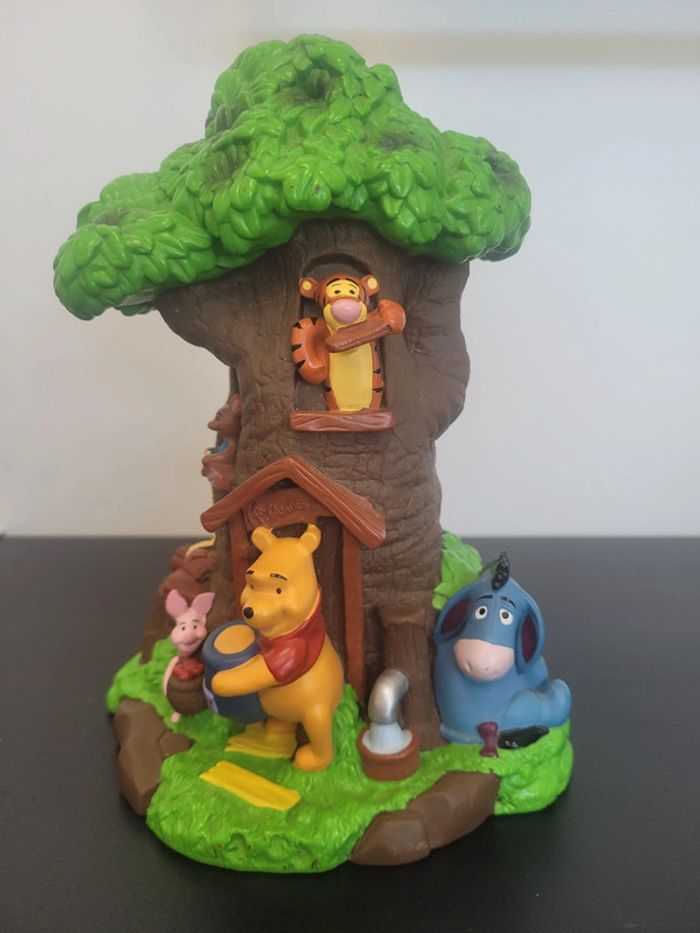Vends tirelire travail de winny l ourson bullyland peinte à la main 21 cm