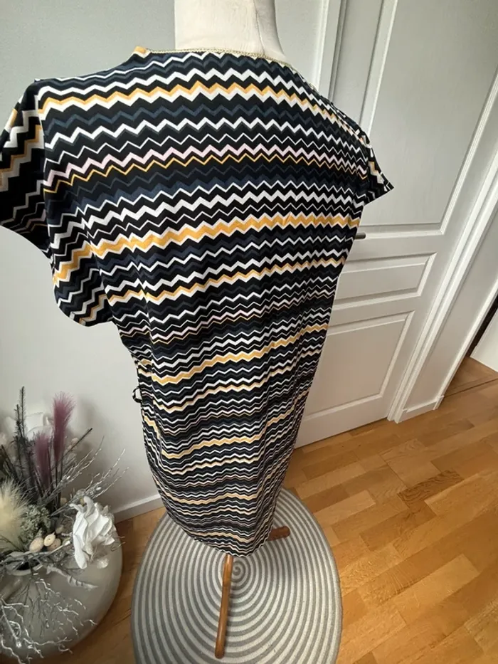 Sublime robe Edji T38 - photo numéro 8