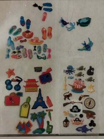 Lot de stickers en relief 