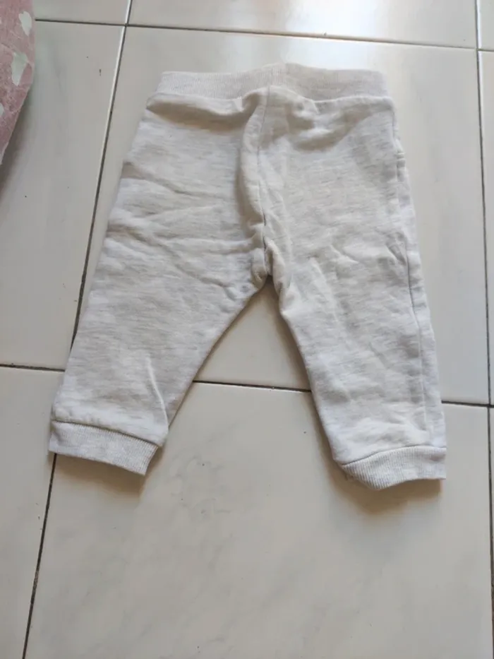 Pantalon jogging tex 9 mois - photo numéro 3