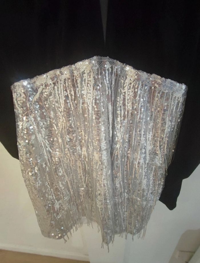 Robe noire/argent - photo numéro 4