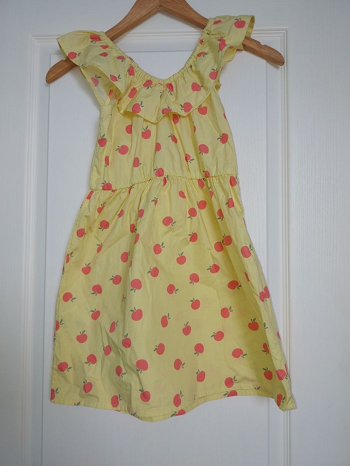 Robe jaune - photo numéro 2