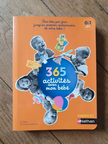 Livre 365 activités avec mon bébé