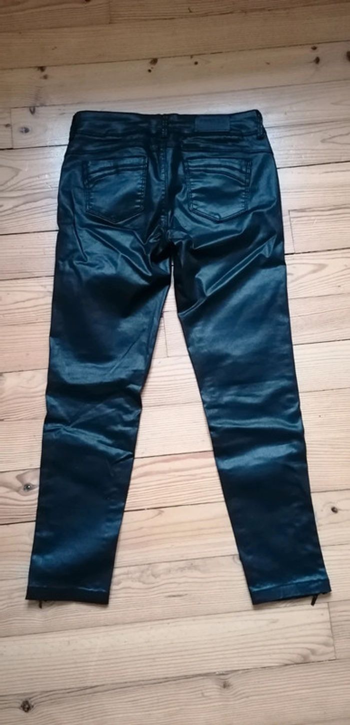 Jeans ciré - photo numéro 5