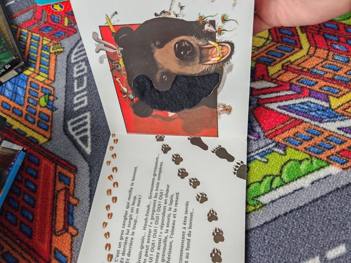 Livre le bonnet rouge - photo numéro 5