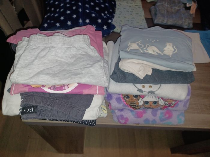 Lot vêtements fille 5ans et 6ans - photo numéro 2