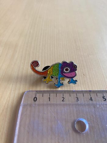 Pascal tangled raiponce disney pride rainbow arc en ciel fantasy