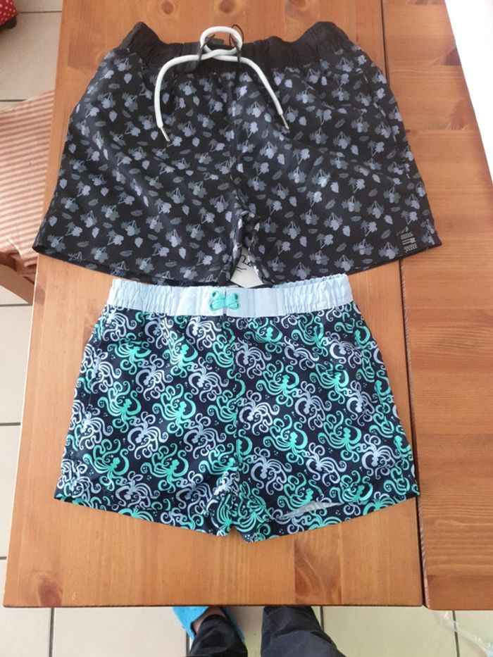 Lot de 2 shorts de bain 6 ans neufs
