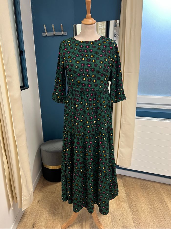 Robe.