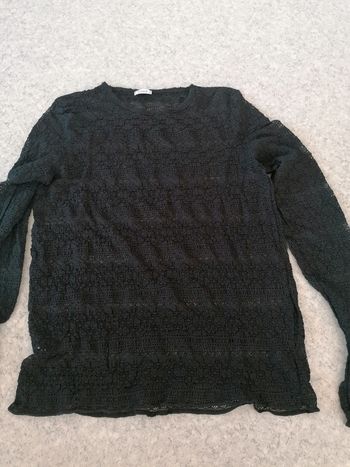 Haut t shirt dentelle noire