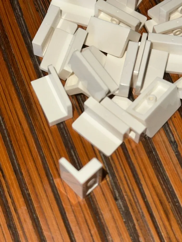 20 Lego Panel 1 x 2 x 1 ref 4865 White - photo numéro 2