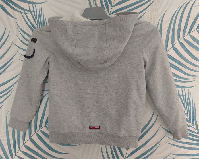 🦎 Veste à capuche - Smiley World - 8 ans 🦎 - photo numéro 6
