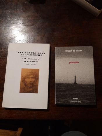 Lot 2 livres 