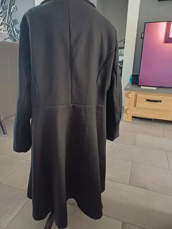 Manteau noir - photo numéro 2