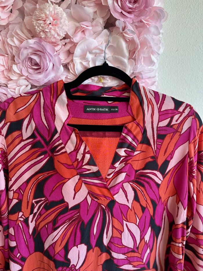 Robe Antik Batik à motifs floraux rose et rouge, en soie, taille 36/38 - photo numéro 4