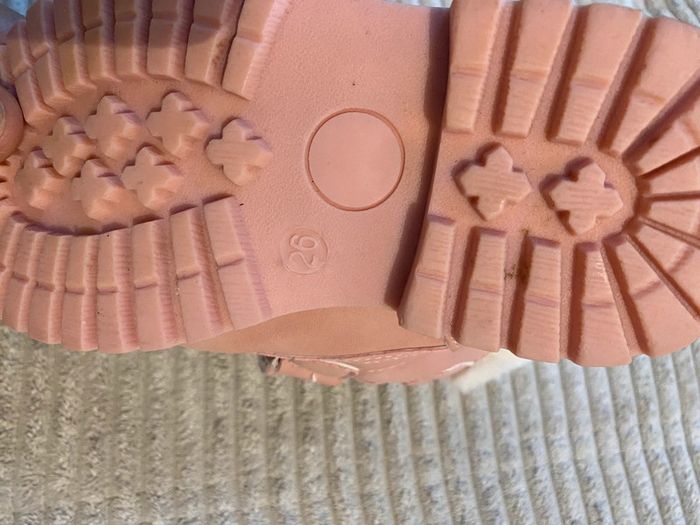 Chaussures 26 - photo numéro 3