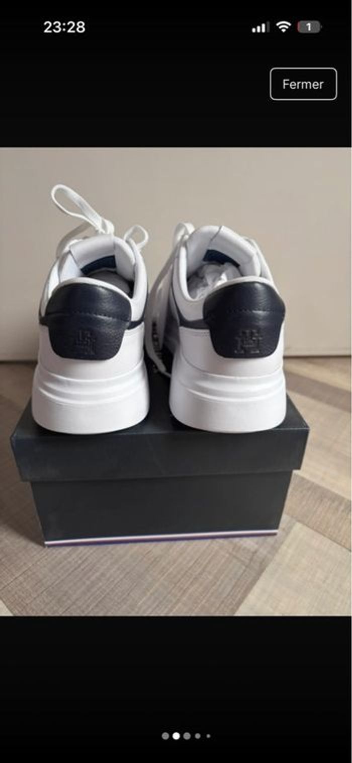 Basket Tommy Hilfiger 41 - photo numéro 2