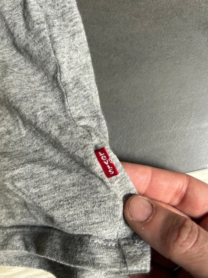 Tee shirt levi’s femme taille M - photo numéro 2