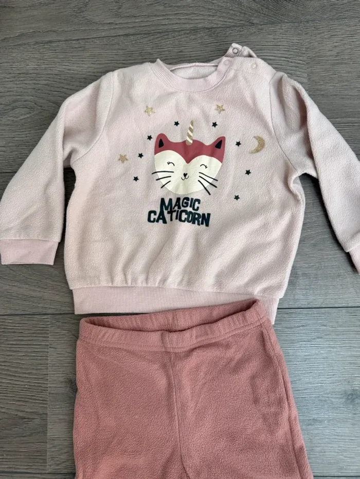 2 pyjama Kiabi 24 mois - photo numéro 2