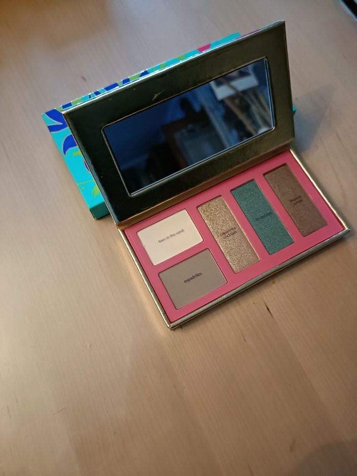 DEUX PALETTES TARTE MARQUE AMERICAINE - photo numéro 2
