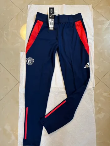 Pantalon de foot Adidas équipe Manchester United taille S femme authentique neuf