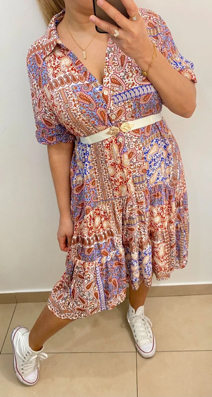Jolie Robe Imprimée Taille 38 - photo numéro 5