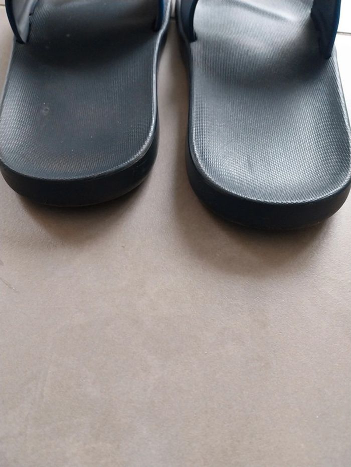 Sandale/ claquette en plastique T37/38 - photo numéro 7